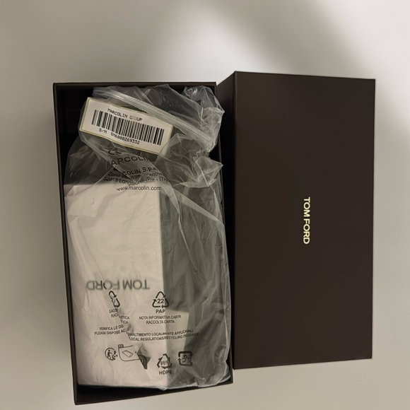 NWT Tom Ford unisex sunglasses - Picture 2 of 7